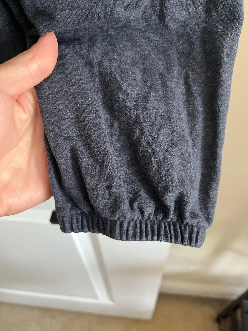 Lululemon Athletica Mock neck sweatshirt Sz 8